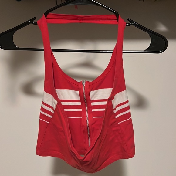 red zip up cropped halter top xs - Picture 2 of 4